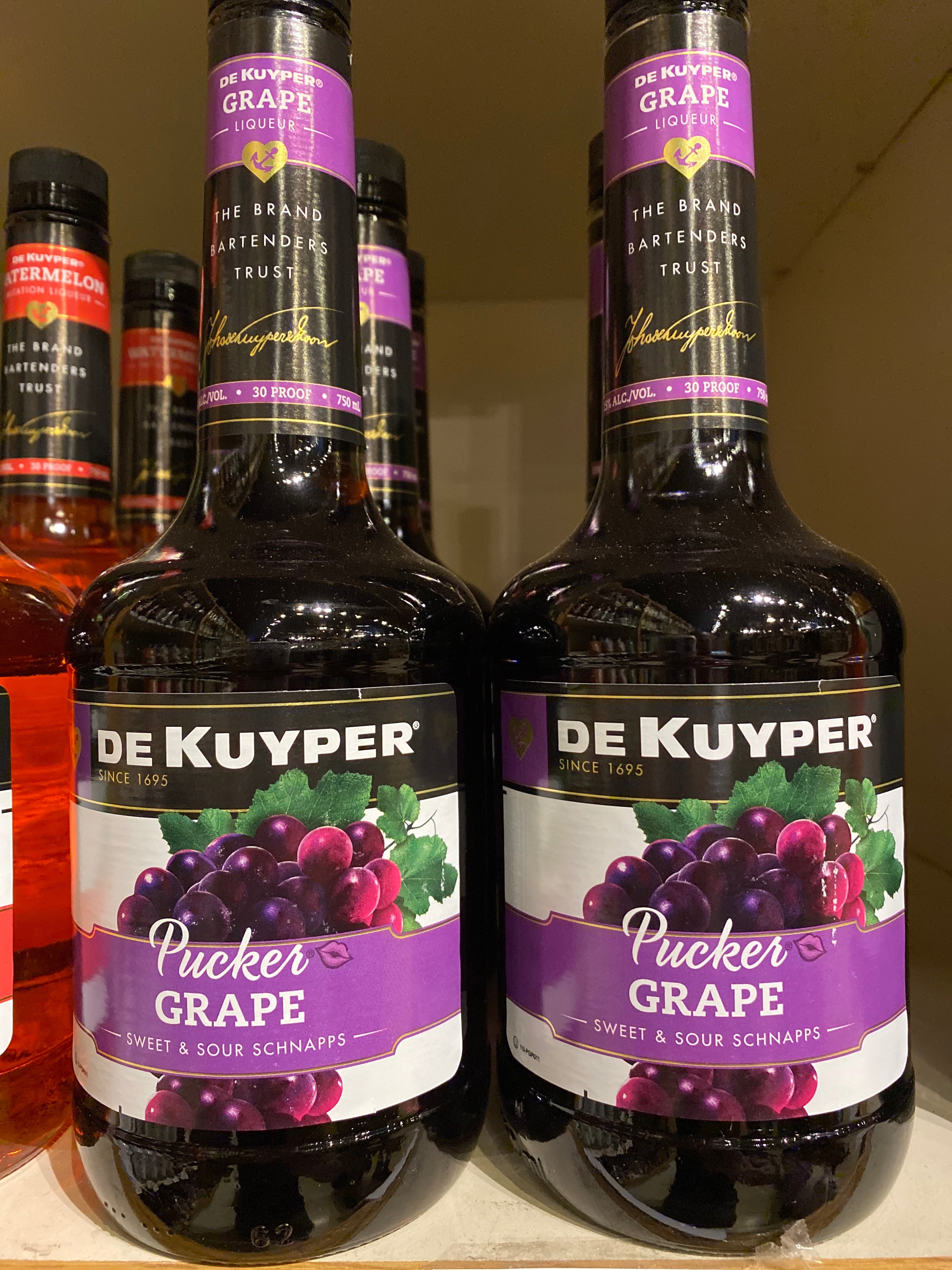 Dekuyper Pucker Raspberry Schnapps Liqueur