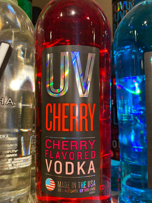 UV Vodka Cherry, 750 ml