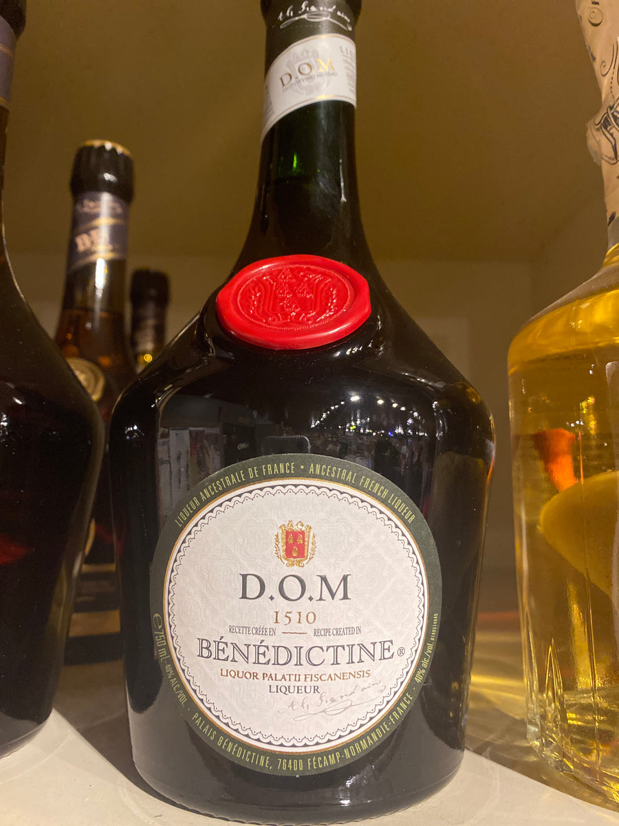 Benedictine Liqueur, 750 ml – O'Brien's Liquor & Wine